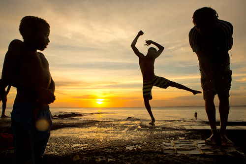 Dancing to the sun