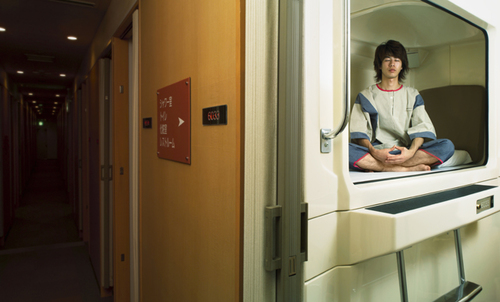 Capsule Hotel