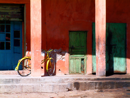 Colors in Contrast II