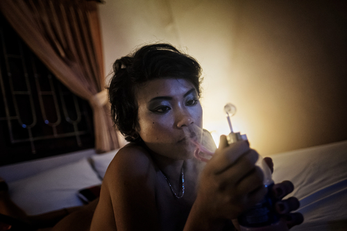 Into The Dark: Scenes From South East Asia's Meth Epidemic (3)