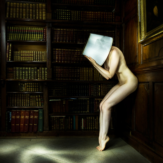 Umgeben von Wissen ohne Erleuchtung Color Awards Winners and Nominees