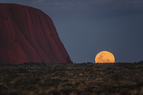 Moonrise at Uluru 1