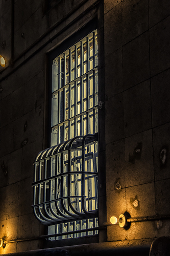 In the Hole, Alcatraz